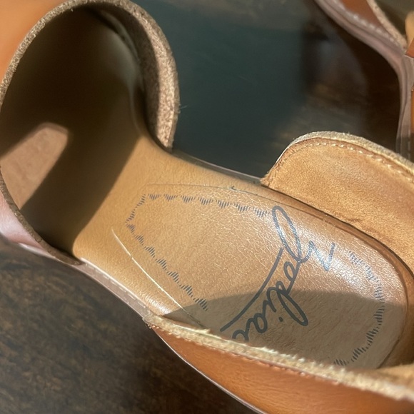 ZODIAC Women's Ida Block Heeled Sandal ankle strap cognac brown size 6 M - Picture 6 of 12